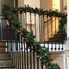 Location - Transformez votre espace événementiel en un paysage hivernal enchanteur avec notre guirlande de sapin artificiel en location. 