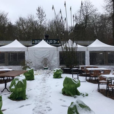 Location de tente pliante 3x3 avec fenêtres, murs, portes, gouttières, ... en Ile de France (Paris), dans le Val d'Oise, en Picardie, dans les Yvelines, ...