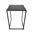 Location de table haute de type mange debout en métal noir pour tous vos événements à Paris (75) et dans toute l'ile de France. 