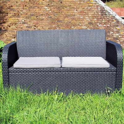 Location de canapé de jardin pour événement en extérieur, anniversaire, soirée en picardie 60 et en ile de France