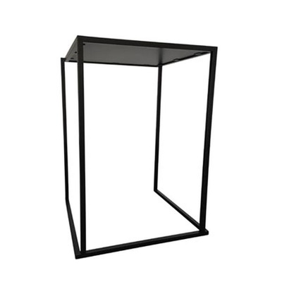 Location de table haute de type mange debout en métal noir pour tous vos événements en val d'Oise (95), Hauts-de-Seine (92), Yvelines (78) et Oise (60)