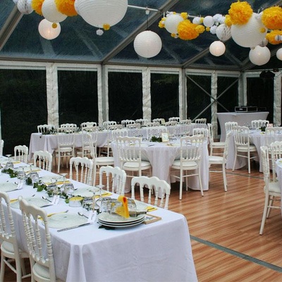 Location de chaises Napoléon blanche dans le Val d'Oise