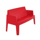 Location de canapé de jardin lounge rouge pour vos soirées privées en extérieur, en ile de France et en Picardie 60. 