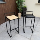 Location - Location de tabourets et de manges-debout en métal sur Paris et toute l'Ile de France. 