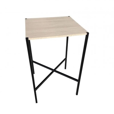 Location de table haute de type mange debout en bois clair et structure métallique pour tous vos événements à Paris (75) et dans toute l'ile de France.