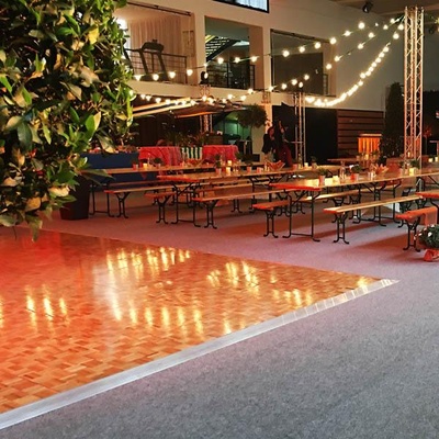 Location de pack de piste de danse de différentes tailles en Ile de France, dans le Val d'Oise, dans l'Oise, ...