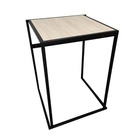 Location de table haute de type mange debout en bois clair et structure métallique pour tous vos événements à Paris (75) et dans toute l'ile de France.  Table mange-debout métal - Bois clair