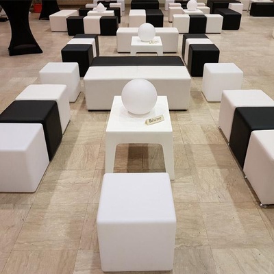 Location de mobilier lounge en Ile de France