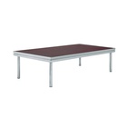 Location de praticable scène 2 x 1 m. 